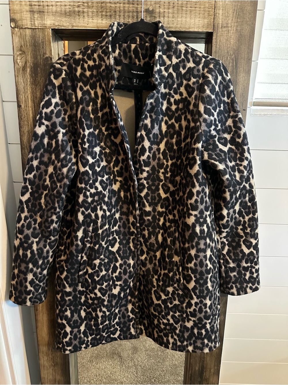 Vero Moda Katrinello Leopard Print Coat Women’s Medium Brushed 3/4 Jacket